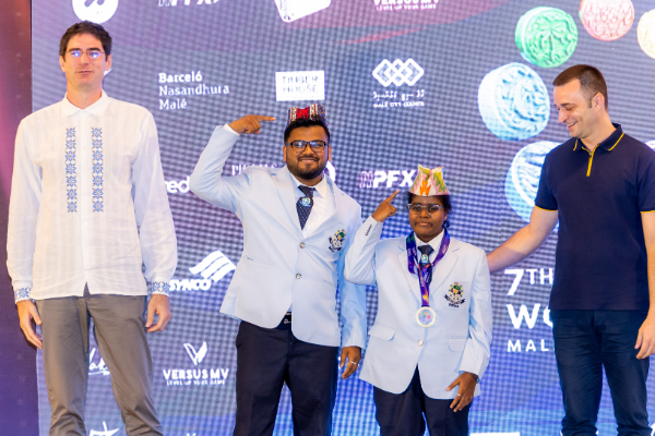 கோப்பைகளை வைக்க கூட வீட்டில் இடமில்லை - ஏழ்மையிலும் 3 தங்கம் வென்ற சென்னை பெண் | Keerthana Won 3 Gold In World Carrom Championship