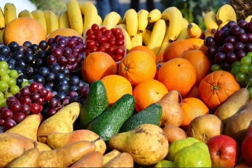 வெறும் வயிற்றில் இந்த பழங்களை சாப்பிடுங்க: அதிசயத்தை கண்கூடாக பார்ப்பீங்க