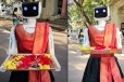 கோவையில் வாக்காளர்களை வரவேற்ற ரோபோட் டினா!