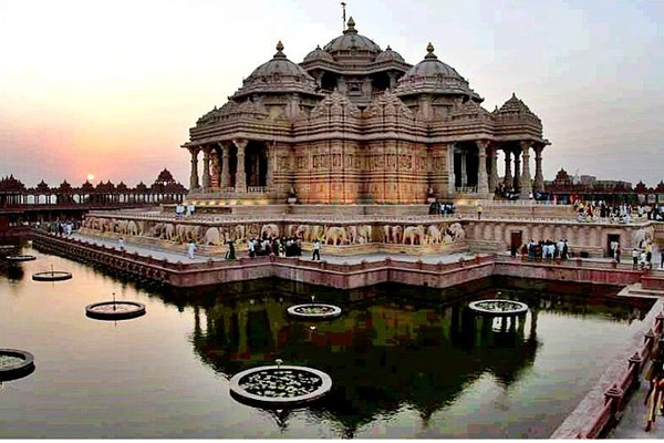 உலகின் மிகப்பெரிய இரண்டாவது இந்துக் கோயில் அமெரிக்காவில்! | World S Second Big Hindu Kovil