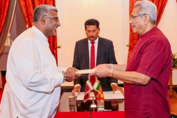 ஜோன்ஸ்டன்  அவுட்;   பிரசன்னவுக்கு முக்கிய பதவி