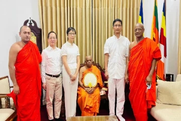 கண்டியில் சீன தூதுவர் - பயணத்தை இரத்து செய்த இந்திய உயர்ஸ்தானிகர்