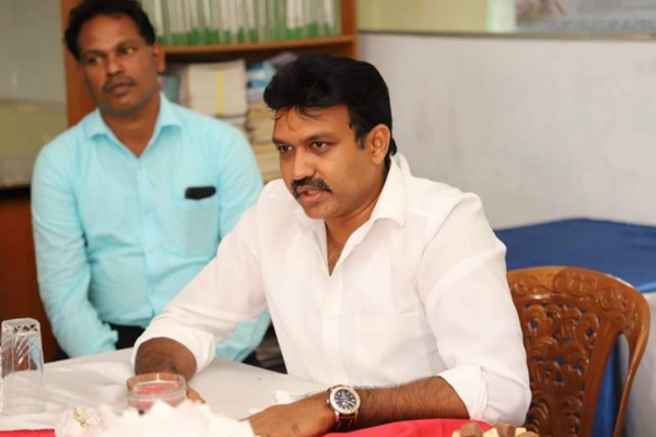 வரலாற்றில் முதல் முறையாக ஆளுநர் ஒருவரால் தடுத்து நிறுத்தப்பட்ட பௌத்த விகாரையின் நிர்மாண பணி | Sri Lanka Buddhistization In Tamil Areas