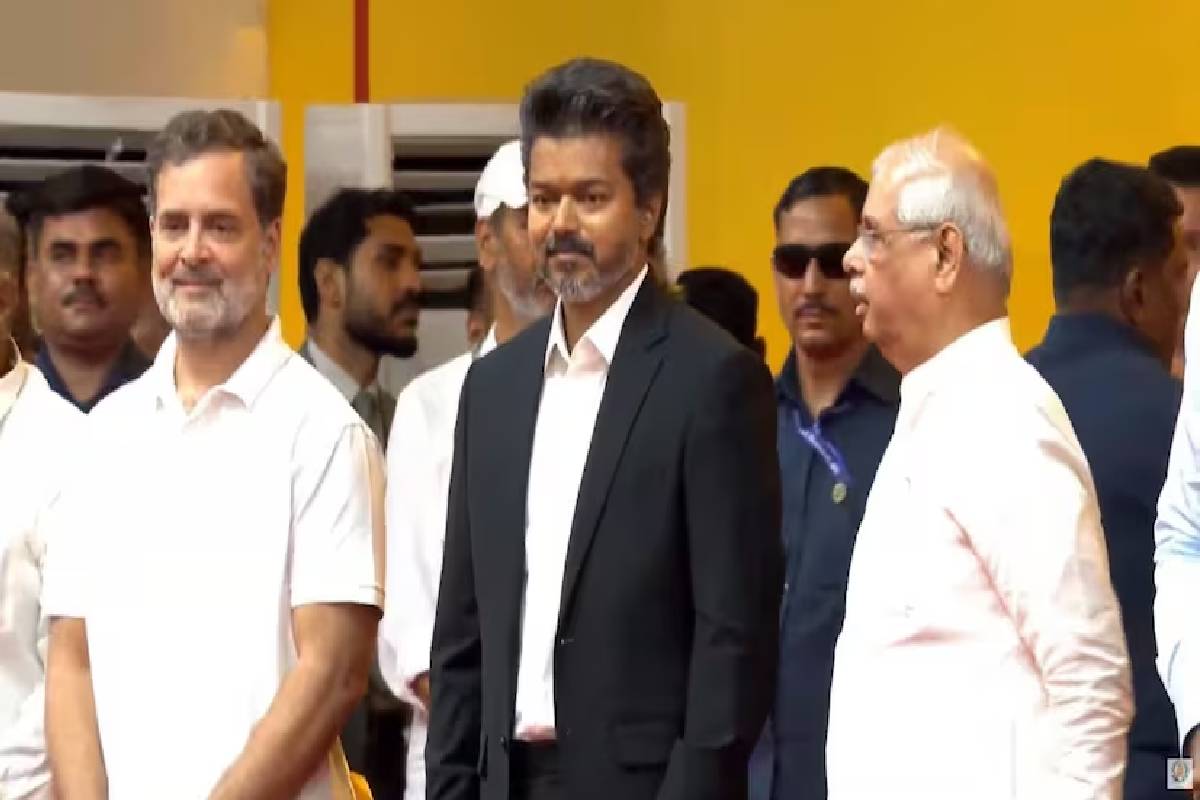 முதல்வராக விஜய் பதவியேற்பு - வைரலாகி வரும் காணொளியால்... குவியும் நெட்டிசன்கள் | Trisha Attended Vijay S Swearing In Ceremony