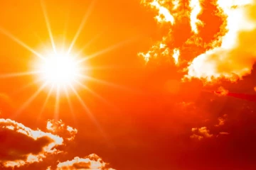 இலங்கையர்களை சுட்டெரிக்கும் சூரியன் - மக்களுக்கு விடுக்கப்பட்டுள்ள எச்சரிக்கை