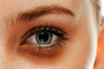 கண்களில் தோன்றும் கருவளையத்தை நீக்க வேண்டுமா? இதை மட்டும் பின்பற்றுங்கள்!