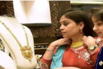 பெண்கள் நகை வாங்கும் போது எப்படி பார்த்து வாங்கவேண்டும்? அழகாக இருக்க என்ன செய்யவேண்டும் தெரியுமா?