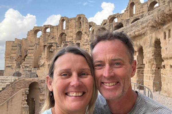 ஈரானில் பிரிட்டிஷ் தம்பதியருக்கு 10 ஆண்டுகள் சிறைத்தண்டனை ; குடும்பத்தினர் கோரிக்கை | Uk Couple Sentenced To 10 Years In Prison In Iran ஈரானில் பிரிட்டிஷ் தம்பதியருக்கு 10 ஆண்டுகள் சிறைத்தண்டனை ; குடும்பத்தினர் கோரிக்கை | Uk Couple Sentenced To 10 Years In Prison In Iran