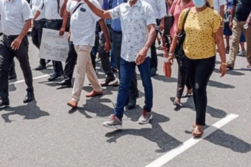 இன்றைய தினம் முழுமையாக ஸ்தம்பிக்கவுள்ள இலங்கை!