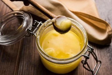 தினமும் ஒரு ஸ்பூன் நெய்யை இப்படி எடுத்துக்கோங்க! பல அதிசயங்கள் நிகழுமாம்