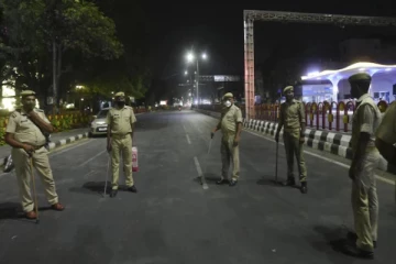மீண்டும் நீடிக்கப்பட்ட ஊடரங்குச் சட்டம்! கர்நாடகா அரசு அறிவிப்பு