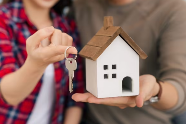 வாஸ்து : வீடுகளில் படுக்கைக்கு எதிரே கழிப்பறை இருந்தால் கவனமாக இருங்கள் | According Vastu Can We Keep Bed Opposite To Toilet