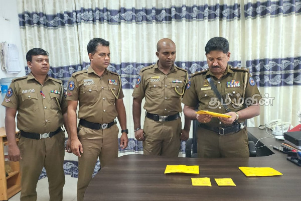 மட்டக்களப்பில் போதை பொருளுடன் இரு வியாபாரிகள் கைது! | Two Youngers Arrested With Drugs In Batticaloa