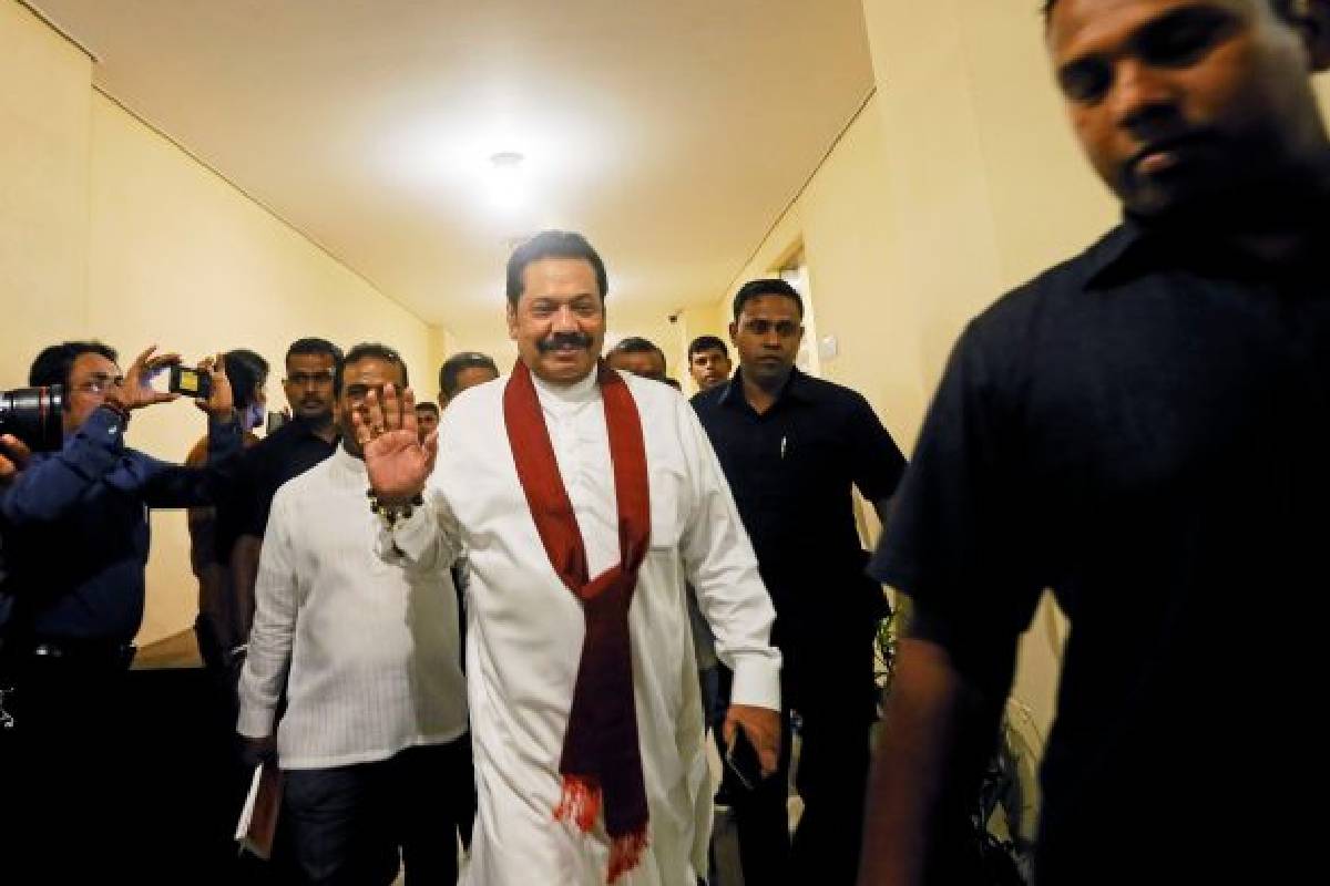 ராஜபக்ச குடும்பத்துக்கு பயந்து நேபாளத்தில் அகதியாக கஷ்டப்படும் கட்சித் தலைவர்! தனக்கு நேர்ந்த கொடுமைகளை பகிரங்கப்படுத்தினார்... | Mahinda Rajapaksa Chandrika Kumaratunga ராஜபக்ச குடும்பத்துக்கு பயந்து நேபாளத்தில் அகதியாக கஷ்டப்படும் கட்சித் தலைவர்! தனக்கு நேர்ந்த கொடுமைகளை பகிரங்கப்படுத்தினார்... | Mahinda Rajapaksa Chandrika Kumaratunga