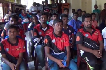 சர்வதேச சிலம்பம் போட்டியில் இரண்டாம் இடத்தை பெற்ற வீர வீராங்கனைகளுக்கு பாராட்டு விழா (Photos)