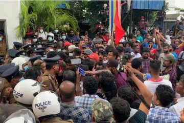 கொழும்பில் போராட்டம்! பெருமளவு பொலிஸார் குவிப்பு (Video)