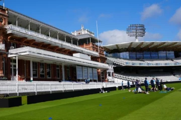 கபில்தேவ், தோனியைப் போல. லார்ட்ஸ் மைதானம்  நம் வசம் வருமா?