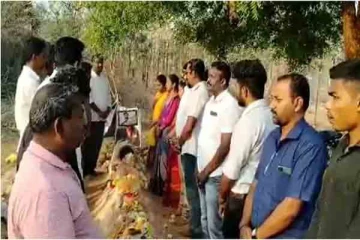 தந்தையின் சமாதியில் உறுதிமொழி எடுத்த வீரப்பன் மகள்