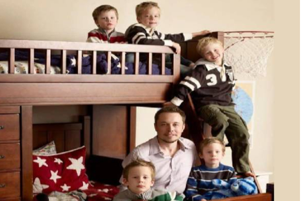 அவுஸ்திரேலியா இளம்பெண்ணிடம்  காதலில் விழுந்த எலன் மஸ்க்! | Ellen Musk Falls In Love An Australian Teenager