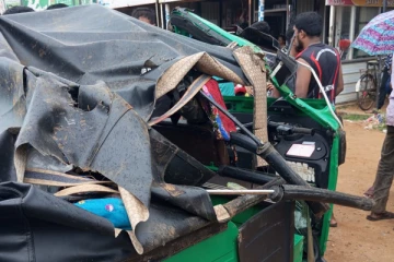 பூநகரியில் இன்று இடம் பெற்ற விபத்து; மூவர் படுகாயம்