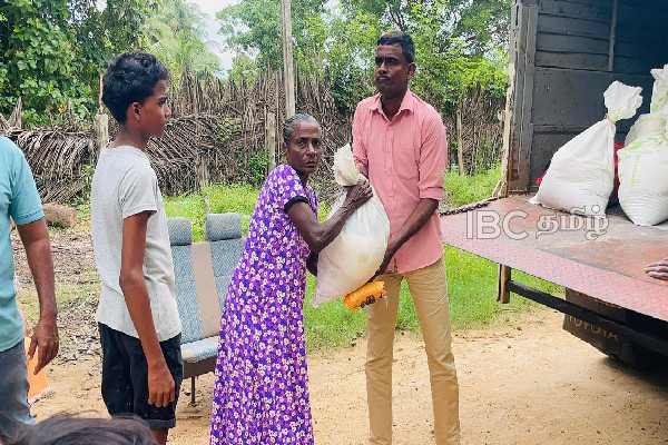 சந்நிதியான் ஆச்சிரமத்தால் முல்லைத்தீவில் உதவி..! | Help In Mullaitivu From Sannidhiyan Ashram சந்நிதியான் ஆச்சிரமத்தால் முல்லைத்தீவில் உதவி..! | Help In Mullaitivu From Sannidhiyan Ashram