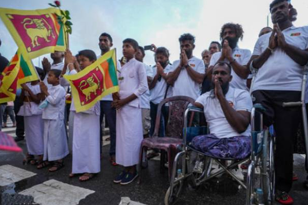 போரில் உயிரிழந்தவர்களுக்கு அஞ்சலி செலுத்திய இராணுவ வீரர்கள்! | Army Soldiers Pay Tribute To War Victims May 18