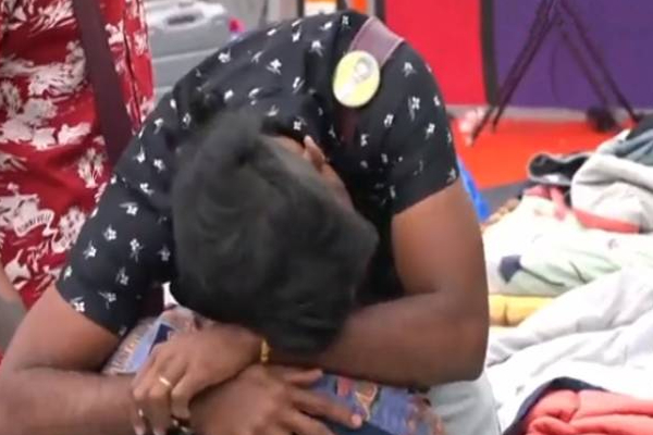 பிக்பாஸ் வீட்டில் முதன்முறையாக உணர்ச்சிவசப்பட்டு அழுத விக்ரமன்! இவர்தான் காரணம் | Vikraman Cried First Time Bigg Boss House