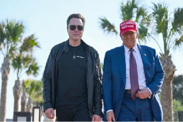 அமெரிக்காவில் எலான் மஸ்கிற்கு எதிரக வெடித்த போராட்டம்!