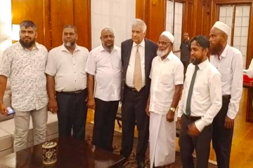 காசா சிறுவர் நிதி­யத்­திற்கு கல்முனையிலிருந்து நிதி கையளிப்பு