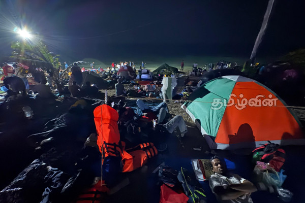 கச்சதீவு புனித அந்தோனியார் ஆலயம் திருவிழாவில் 6,000-க்கும் மேற்பட்ட இலங்கை பக்தர்கள் பங்கேற்பு! | St Anthony S Church Festival In Katchatheevu கச்சதீவு புனித அந்தோனியார் ஆலயம் திருவிழாவில் 6,000-க்கும் மேற்பட்ட இலங்கை பக்தர்கள் பங்கேற்பு! | St Anthony S Church Festival In Katchatheevu