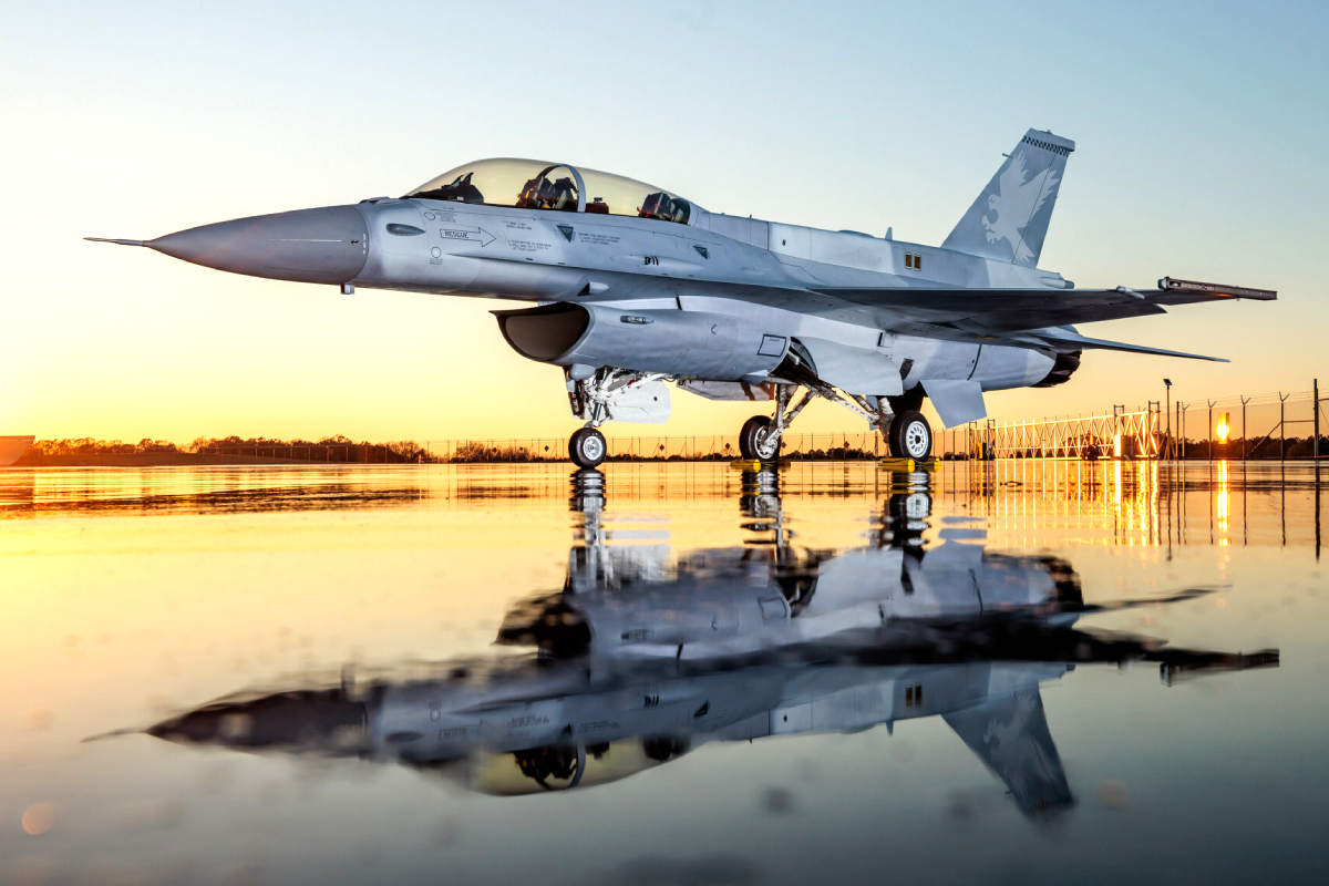 Taiwan-got-first-two-F-16Vs-against-China-J20-Jets