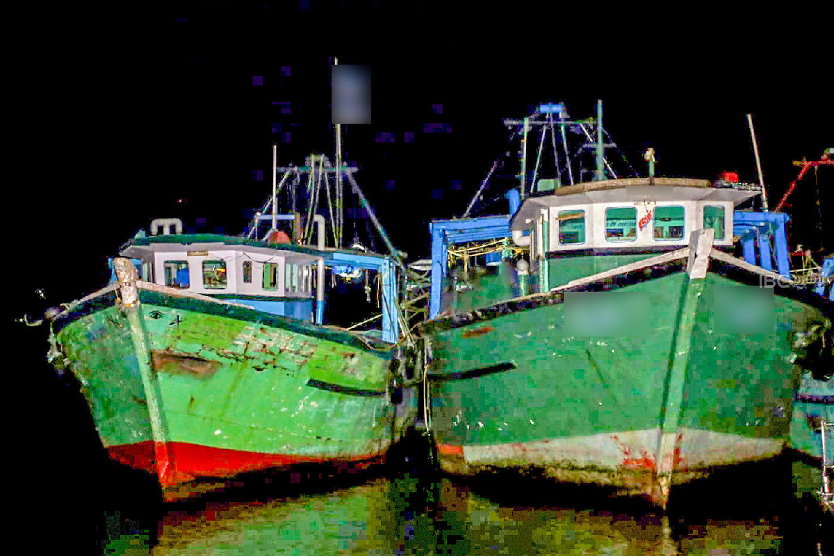 அத்துமீறிய 14 இந்திய கடற்றொழிலாளர்களுக்கு ஏப்ரல் 22 வரை விளக்கமறியல் | 14 Indian Fishermen Remanded Until April 22