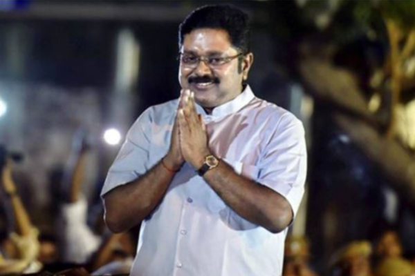 இரட்டை இலை சின்னம் விவகாரம் : 21-ந் தேதி விசாரணைக்காக மீண்டும் ஆஜராகிறார் டிடிவி தினகரன் | Ttv Dhinakaran To Appear For Interrogation Again