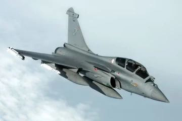 அணு ஆயுதம் ஏந்திச்செல்லும் திறன் கொண்ட ஏவுகணையை சோதனை செய்த பிரான்ஸ்; ரஷ்யாவுக்கு பதிலடி?