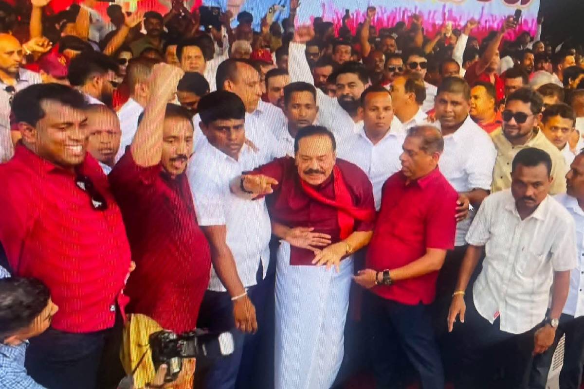 மகிந்த இறப்பதற்கு முன் நாமலை ஜனாதிபதியாக்குவோம்: ரோஹித எம்.பி சூளுரை | Namal President Mahinda Can See Him Before Dies