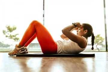 பெண்களே பின்புற சதையை குறைக்க வேண்டுமா? இதோ எளிய உடற்பயிற்சிகள்!