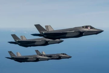 10 போர் விமானங்களை புவேர்ட்டோ ரிக்கோவிற்கு அனுப்பும் டிரம்ப் - அதிகரிக்கும் போர் பதற்றம்