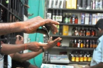 பொலிஸ் ஊரடங்கு காரணமாக மறு அறிவித்தல் வரை மதுபான சாலைகளை மூட தீர்மானம்