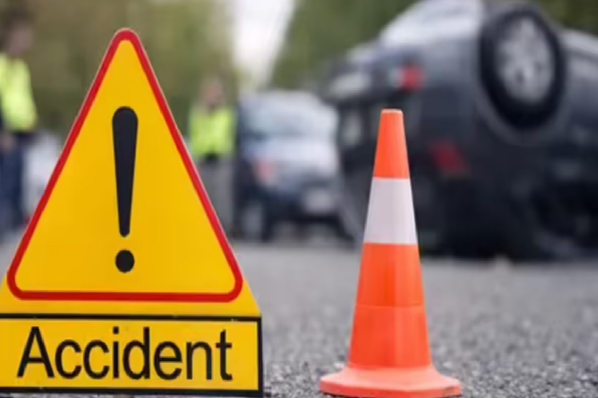 இராணுவ முகாம் சென்ற வேன் மோதி பெண் பலி | Woman Killed By Van Heading To Army Camp இராணுவ முகாம் சென்ற வேன் மோதி பெண் பலி | Woman Killed By Van Heading To Army Camp