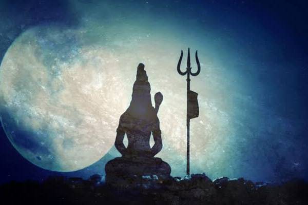 நள்ளிரவில் மட்டுமே சிவ தரிசனம்... திங்கட்கிழமை இரவில் மட்டும் திறக்கப்படும் விநோத கோவில்! | Monday Night Only Open Amazing Temple Details