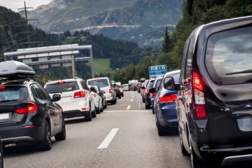 நாளை முதல் சுவிஸ் வாகனங்களில் புதிய நடைமுறை  அறிமுகம்!