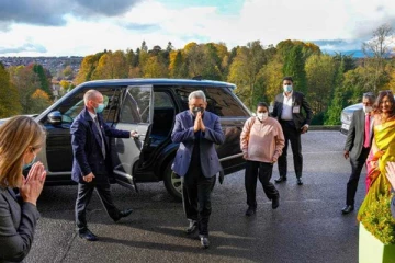 நாடாளுமன்றம் ஒத்திவைப்பு! அவசரமாக சிங்கப்பூர் சென்றார் ஜனாதிபதி