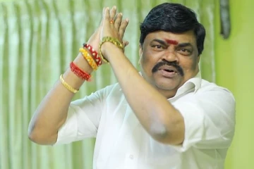 முன்னாள் அமைச்சர் ராஜேந்திர பாலாஜி மீது கொலை முயற்சி புகார்