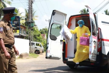 காவுவண்டியில் வைத்தியசாலைக்கு அழைத்துச் செல்லப்பட்ட பெண்: இடைவழியில் நேர்ந்த சோகம்