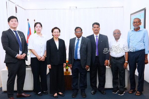 கழிவிலிருந்து மின்சார உற்பத்தி திட்டத்தை முன்வைத்த வடக்கு ஆளுநர் | Northern Governor Presents Waste To Energy Project கழிவிலிருந்து மின்சார உற்பத்தி திட்டத்தை முன்வைத்த வடக்கு ஆளுநர் | Northern Governor Presents Waste To Energy Project