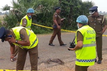 தென்னிலங்கையில் கொடூரக் கொலை ; கூரிய ஆயுதமொன்றால் தாக்கப்பட்டு நபர் ஒருவர் பலி