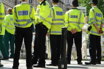 லண்டனில் நடந்த துப்பாக்கி சூட்டில் படுகாயமடைந்த இந்திய வம்சாவளி சிறுமி கவலைக்கிடம்!