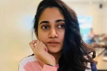 புதிய லுக்கில் அசத்தும் பிக் பாஸ் லாஸ்லியா.. இணையத்தில் வைரலாகும் புகைப்படம்