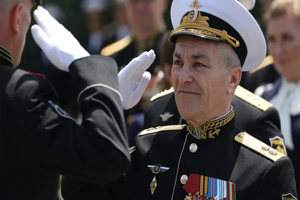 உக்ரைன் தாக்குதலில் ரஷ்ய கடற்படைத் தளபதி கொல்லப்பட்டாரா? | Russian Navy Commander Killed In Ukraine Attack
