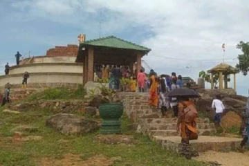 பௌத்த ஆக்கிரமிப்பில் 200 வருட பழமையான பிள்ளையார் ஆலயம் !(Photos)